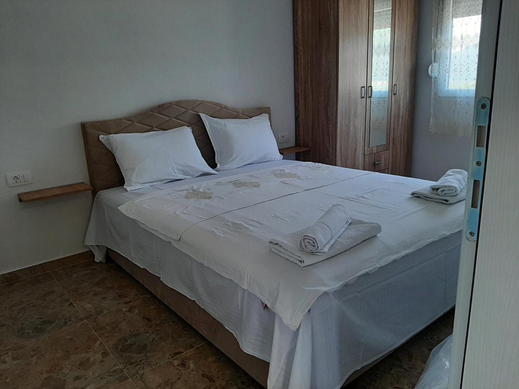 Duricic Daire Budva